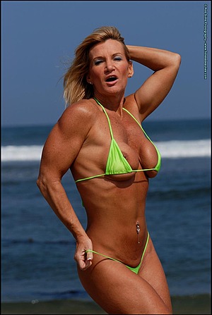 Peggy Vee Small Green Bikini at Fitness Beauties